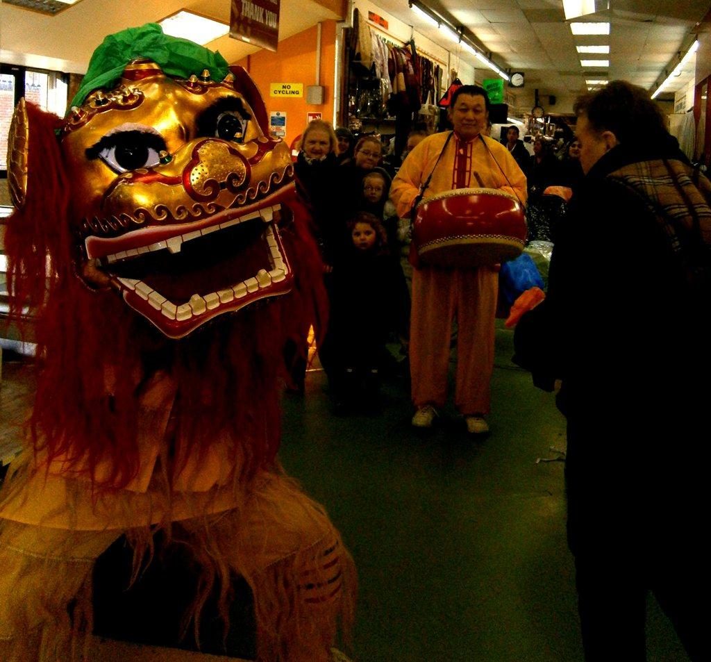booking agent for chinese acrobats