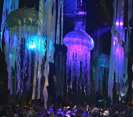 Booking agent for The Floating Jellyfish - Aerial Act | Contraband Events