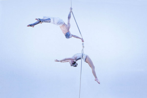 Booking for Coco Double rope act