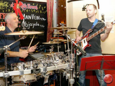 boking agent for the live party band