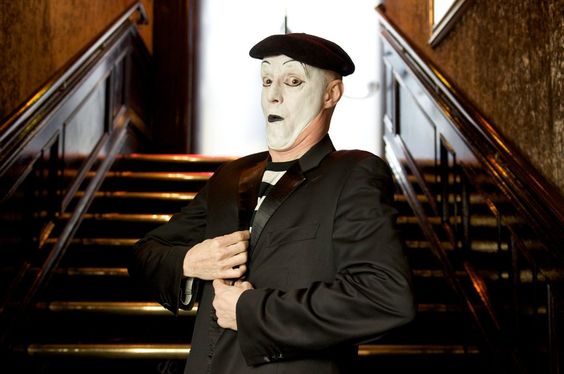 Booking agent for andy