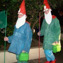 Booking garden gnome walkabout