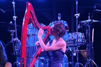 Booking agent for katya and pheobe harpists