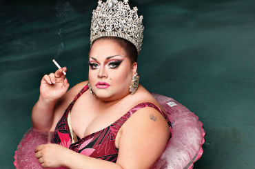 Booking agent for ginger minj