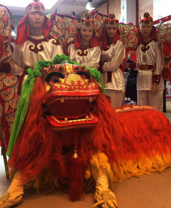 Hire Chinese Lion Dancers &amp; Chinese Dragon Dancers | Contraband Events